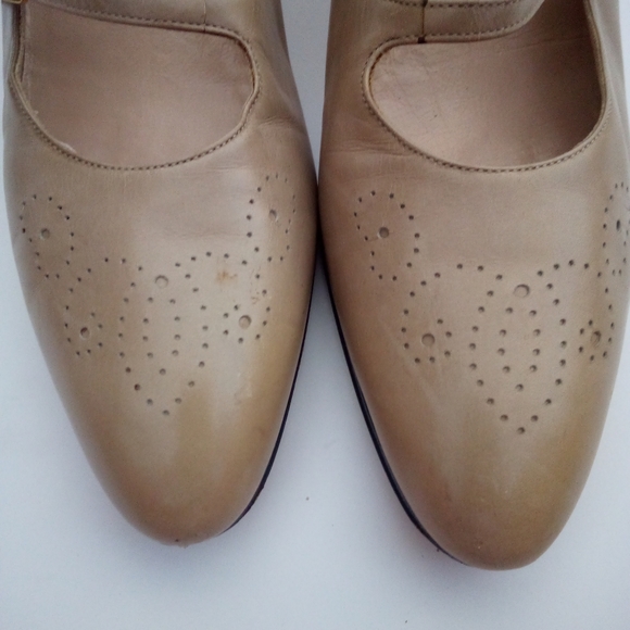 Women's Salvatore Ferragamo Florence heels size7.5 - Picture 4 of 7